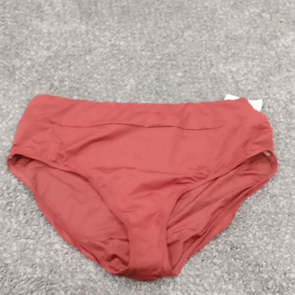 La Blanca Island Goddess high waisted & banded bikini bottom size 18 & 20 NWT.